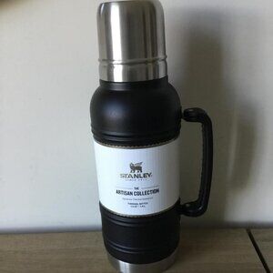 Stanley, The Artisan Collection Thermal Bottle 1.5 QT - 1.4L NEW